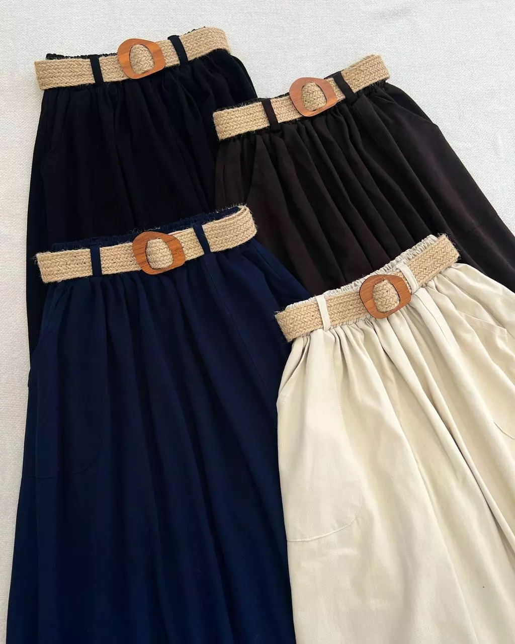 دامن کتان تمام کلوش بهمراه کمربند کنف کد 5540