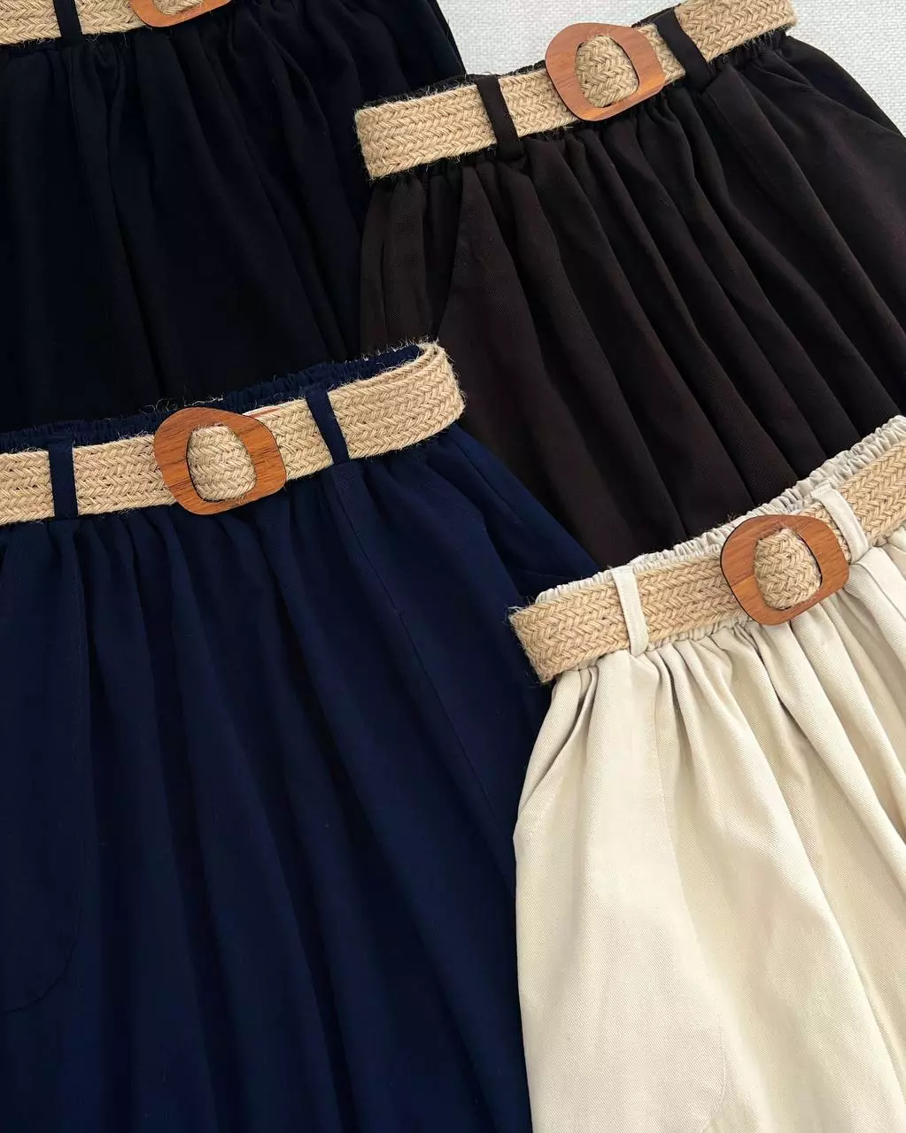 دامن کتان تمام کلوش بهمراه کمربند کنف کد 5540