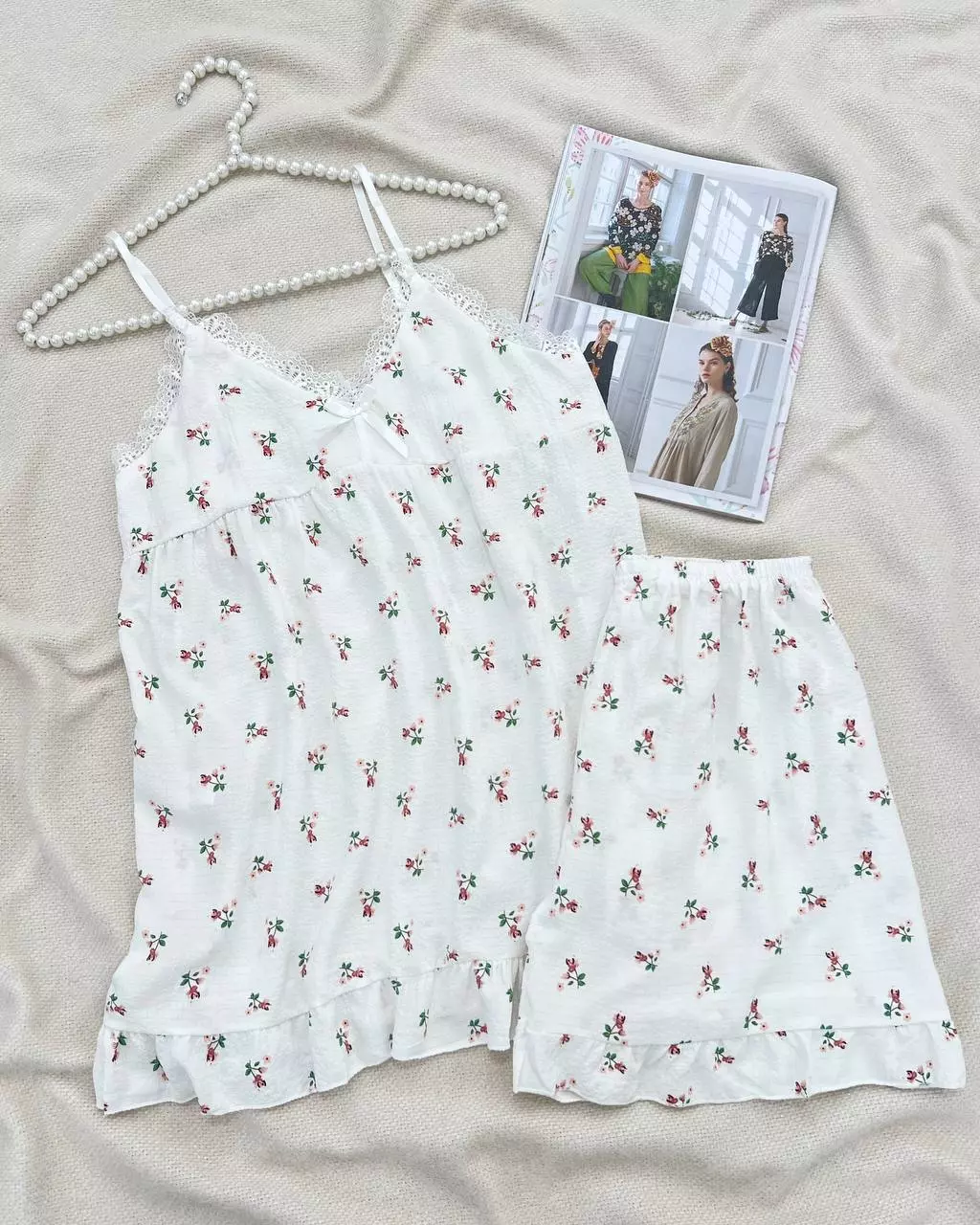 ست تاپ و شلوارک کاپ دار کد 5541