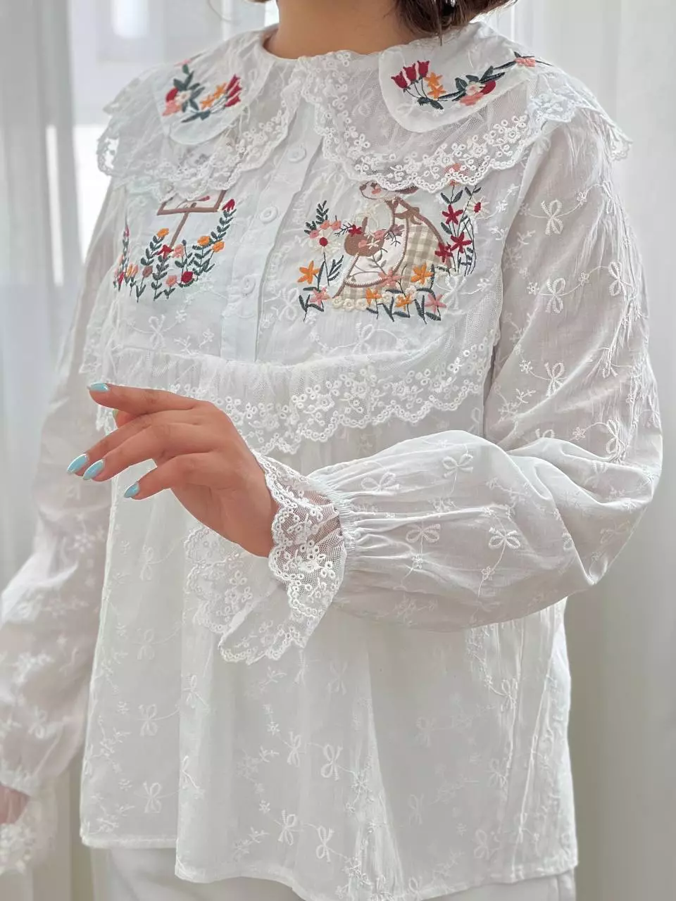 شومیز پرنسسی تمام کار شده کد 5679