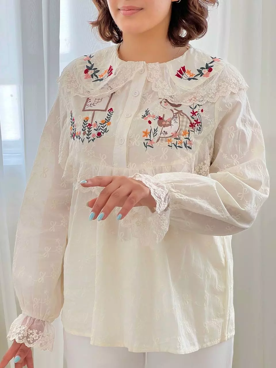 شومیز پرنسسی تمام کار شده کد 5679