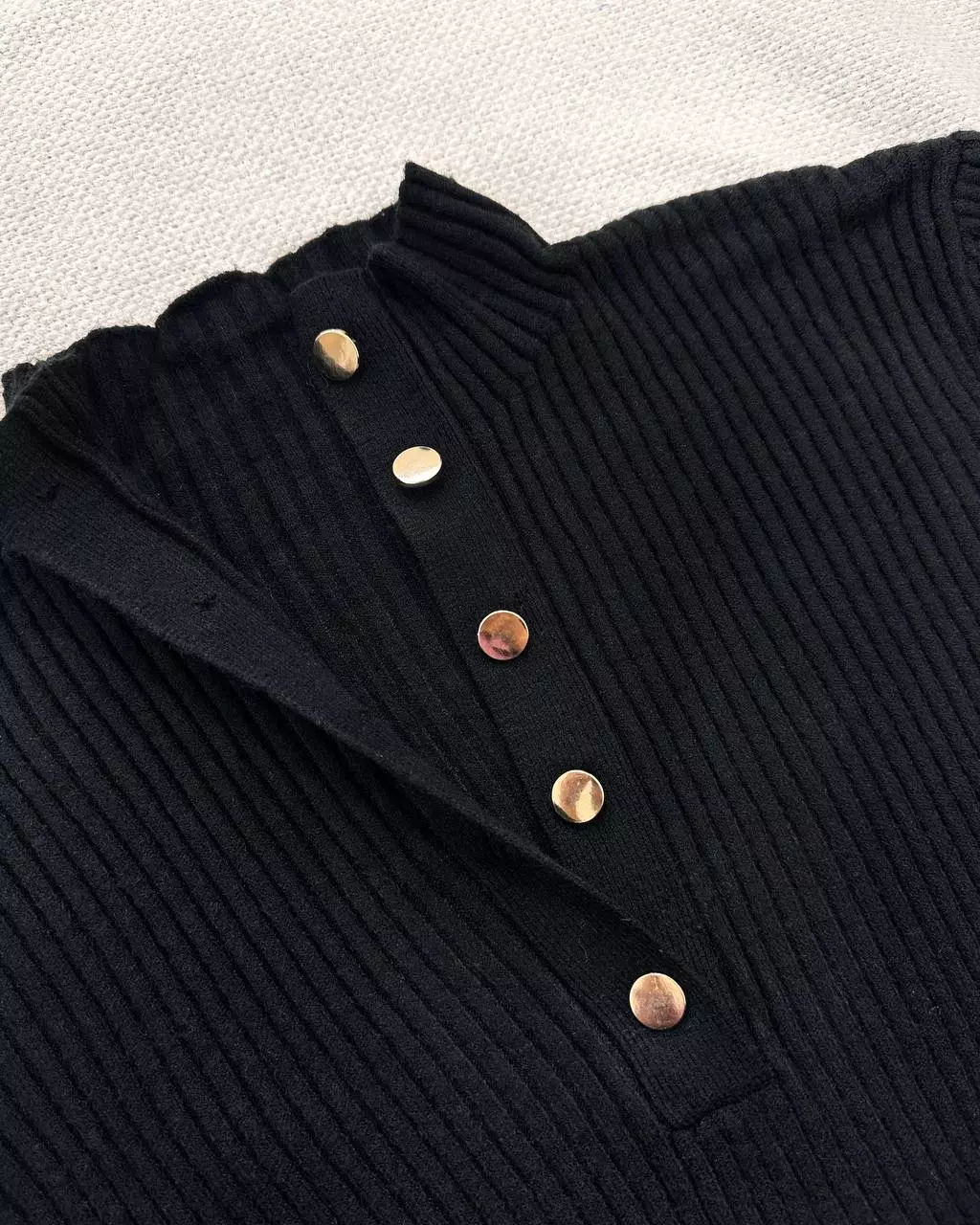 پلیور بافت جلو دکمه مشکی کد 5515