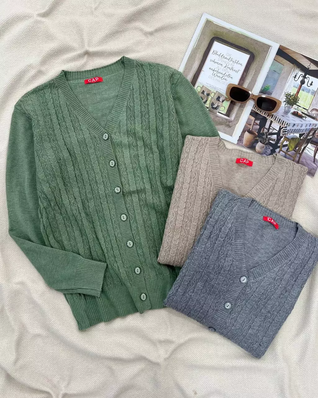 ژاکت بافت جلو دکمه گپ مدل 2 کد 5516