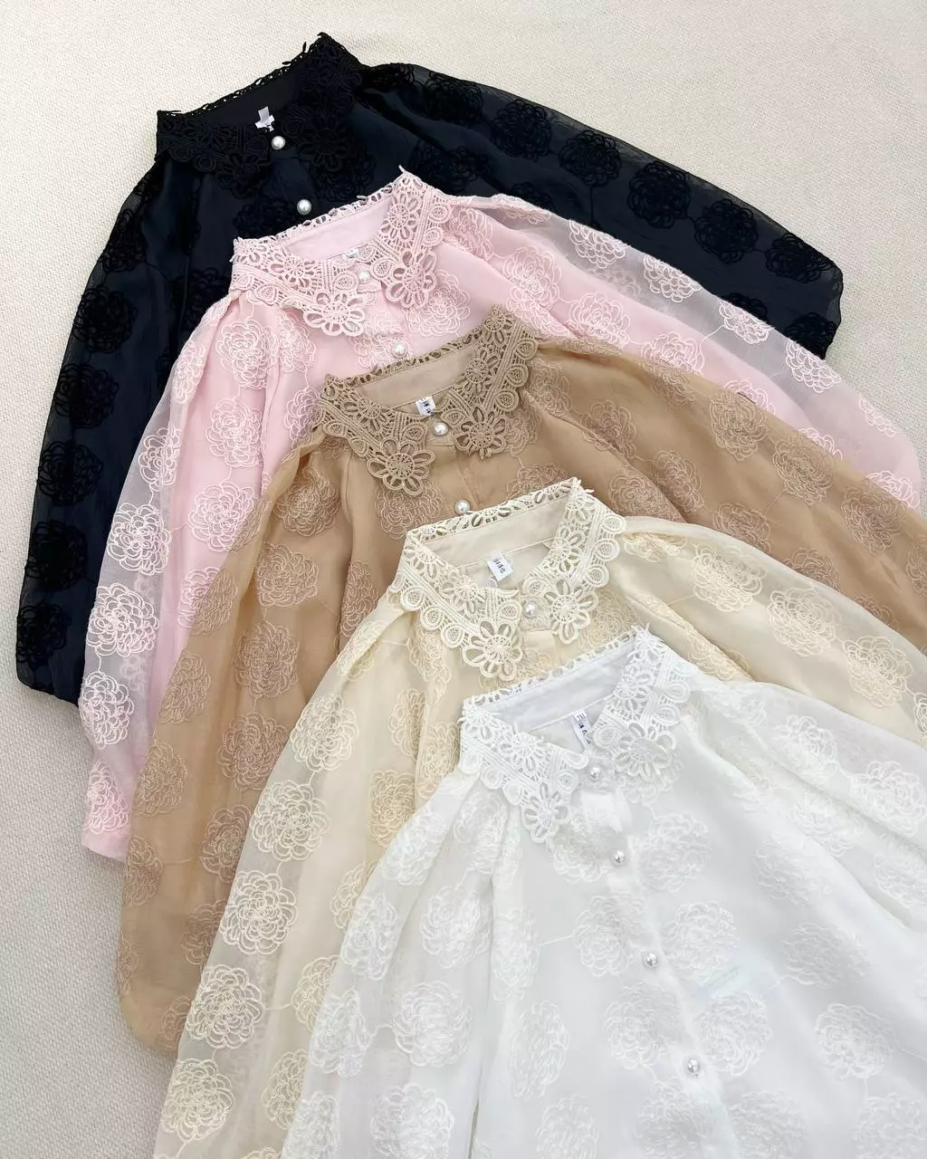 شومیز تمام گلدوزی استین پف کد 5550