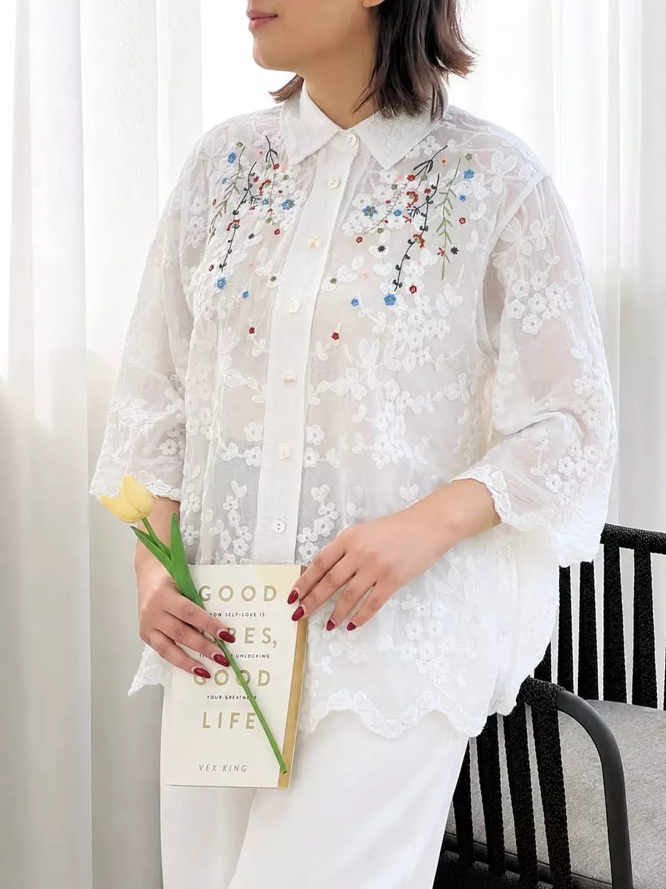 شومیز تمام کار شده ی سفید کد5632