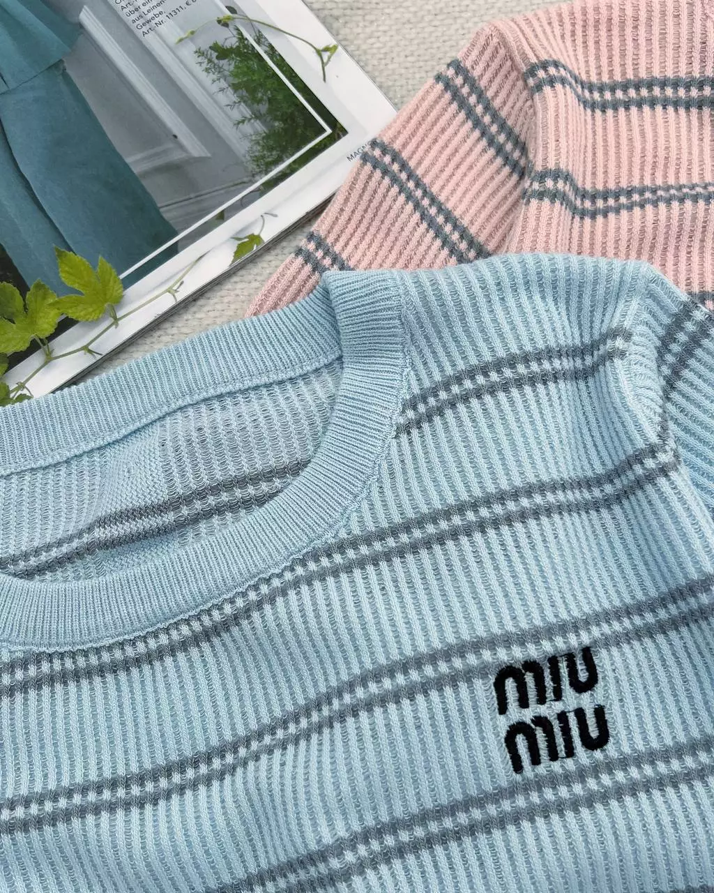 بلوز بافت راه راه miumiu گلدوزی پشت دکمه کد 5494