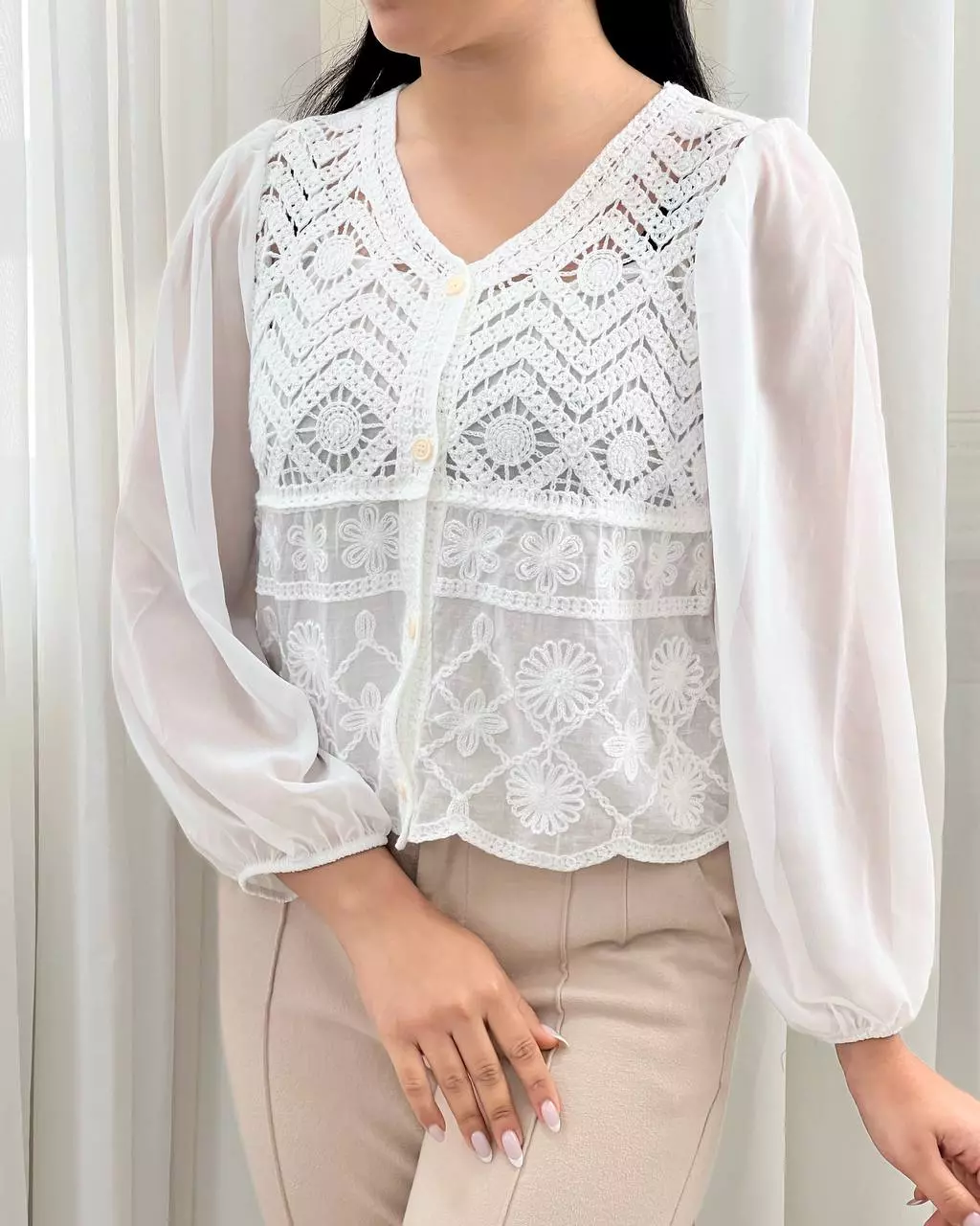 شومیز قلاب بافی جلو دکمه کد 5563